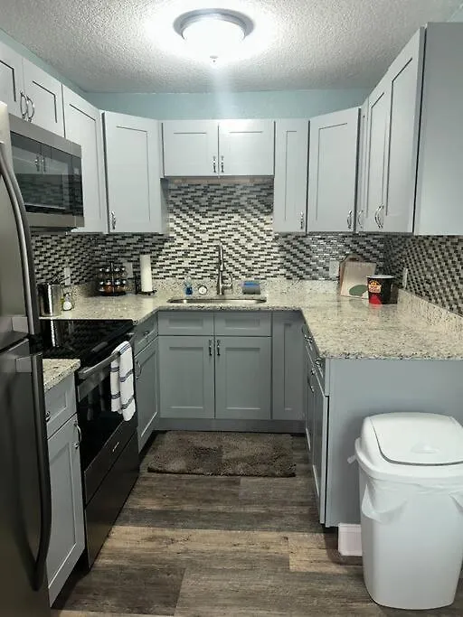 Nataj Suites At Tampa
